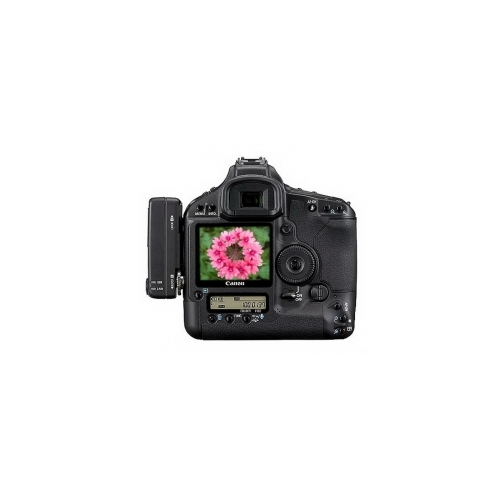 Canon EOS 1Ds Mark III Digital SLR Camera with lens